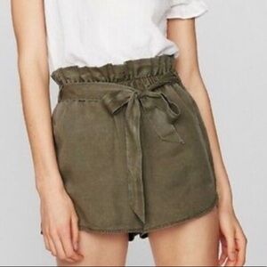 NWT Kaki Extreme High Waisted Tie Linen Shorts